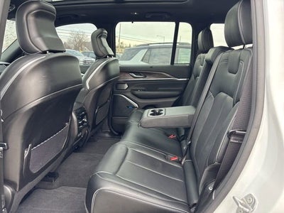 2022 Jeep Grand Cherokee Overland