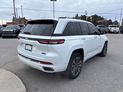 2022 Jeep Grand Cherokee Overland