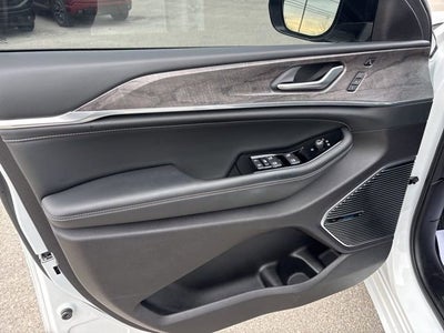 2022 Jeep Grand Cherokee Overland