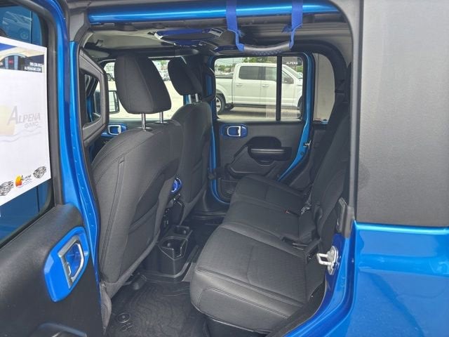 2021 Jeep Gladiator Willys 4x4