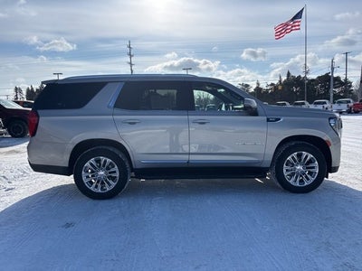 2022 GMC Yukon SLT