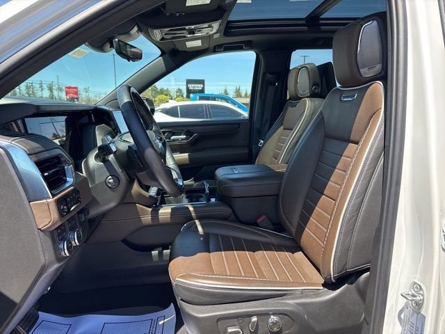 2025 GMC Yukon Denali Ultimate
