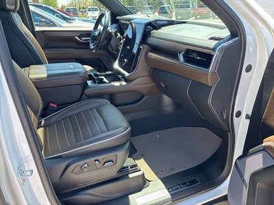 2025 GMC Yukon Denali Ultimate