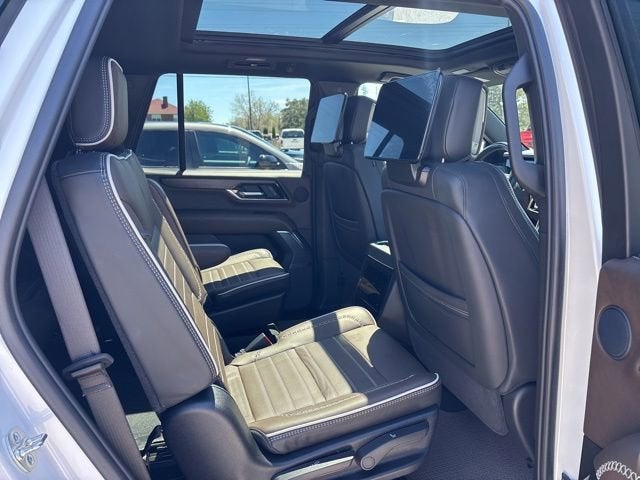 2025 GMC Yukon Denali Ultimate