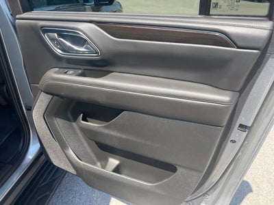 2024 GMC Yukon XL SLE