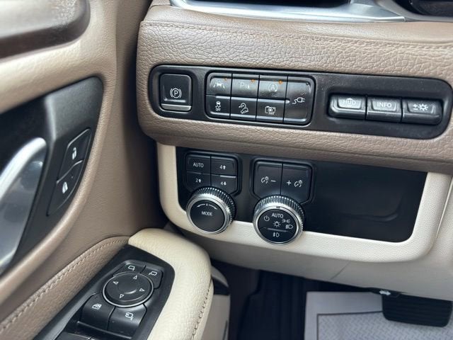 2022 GMC Yukon XL Denali