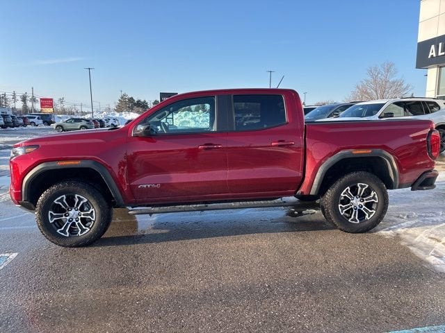 2024 GMC Canyon AT4