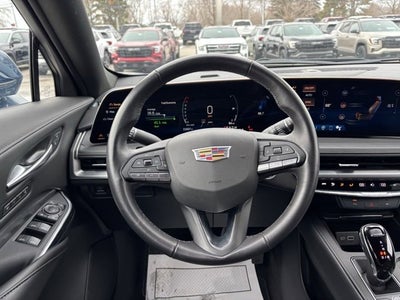 2025 Cadillac XT4 Premium Luxury