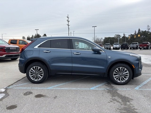 2025 Cadillac XT4 Premium Luxury