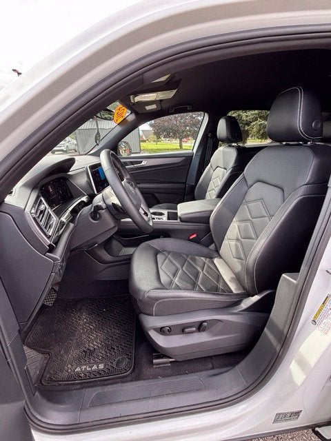 2024 Volkswagen Atlas Cross Sport 2.0T SE