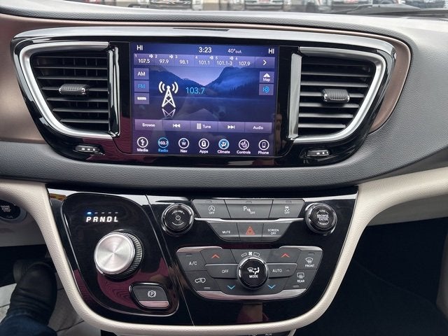 2018 Chrysler Pacifica Touring L Plus