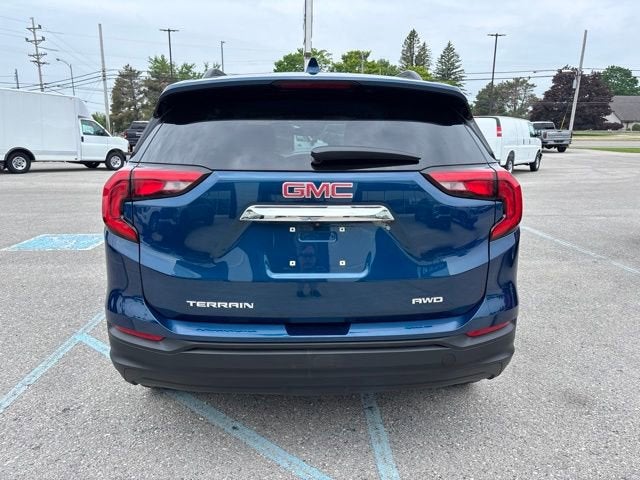 2021 GMC Terrain SLE