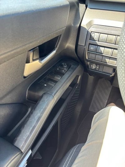 2024 Toyota Tacoma 4WD SR5