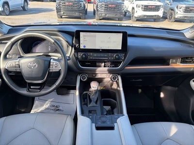 2024 Toyota Grand Highlander XLE