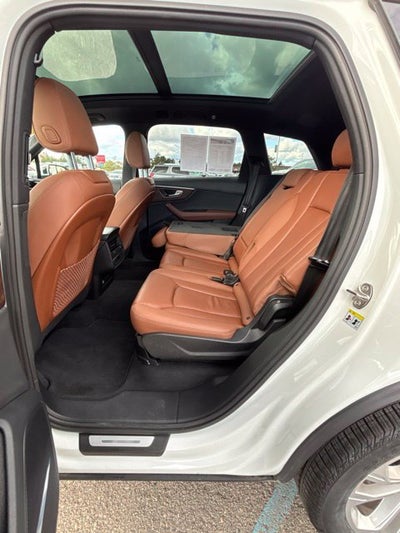 2025 Audi Q7 Premium Plus