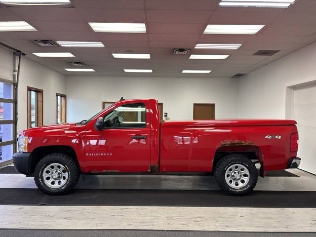 Used 2009 Chevrolet Silverado 1500 Work Truck with VIN 1GCEK14089Z100291 for sale in Gaylord, MI