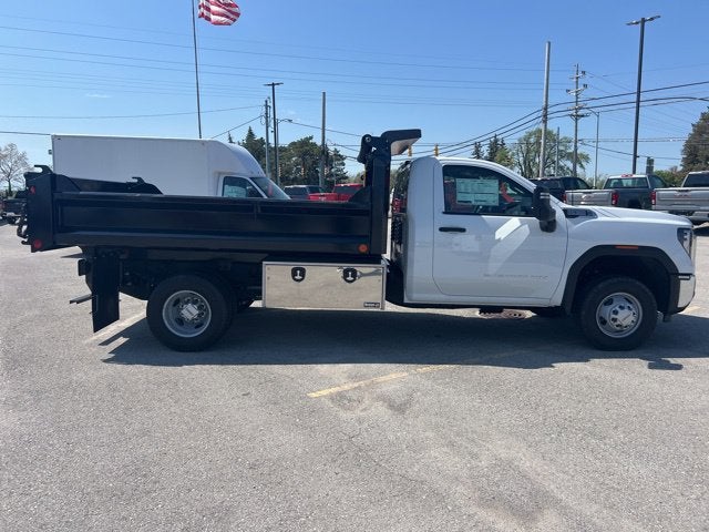 2026 GMC Sierra 3500 HD Chassis Cab Pro