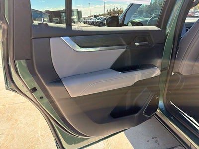 2027 GMC Acadia Elevation