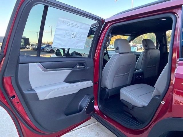 2027 GMC Acadia Elevation