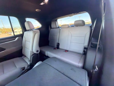 2027 GMC Acadia Elevation
