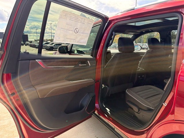 2027 GMC Acadia Denali Ultimate