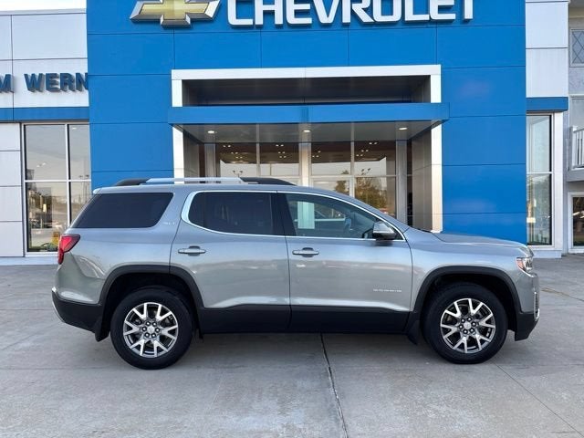 2023 GMC Acadia SLT
