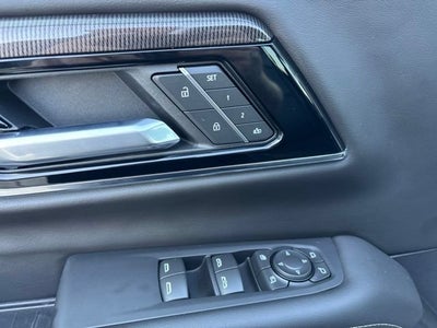 2025 GMC Yukon XL Elevation