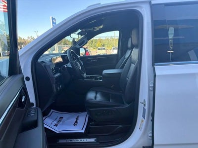2025 Chevrolet Suburban LT