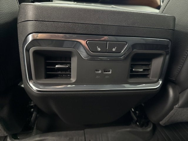 2025 GMC Sierra 3500 HD Denali