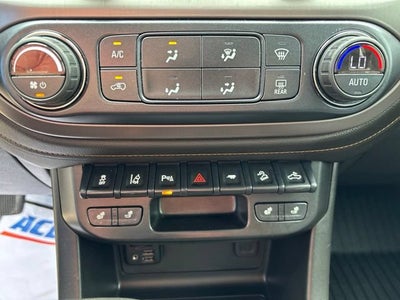 2021 GMC Canyon 4WD AT4 w/Leather