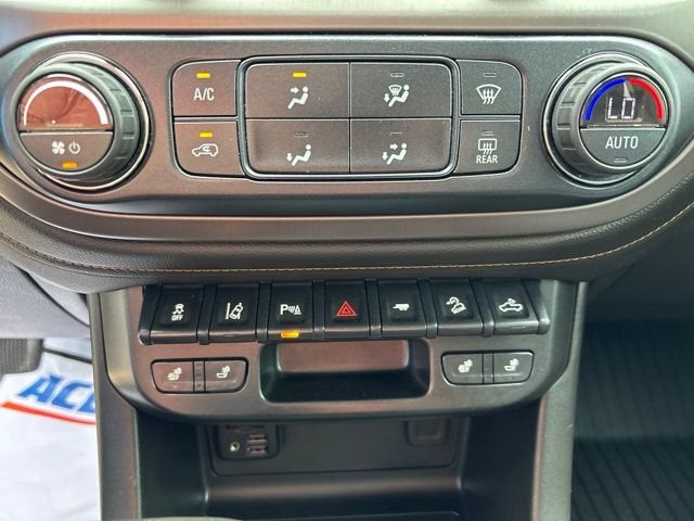2021 GMC Canyon 4WD AT4 w/Leather