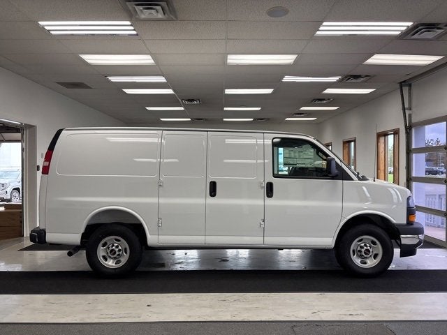 2025 GMC Savana Cargo 2500 Work Van