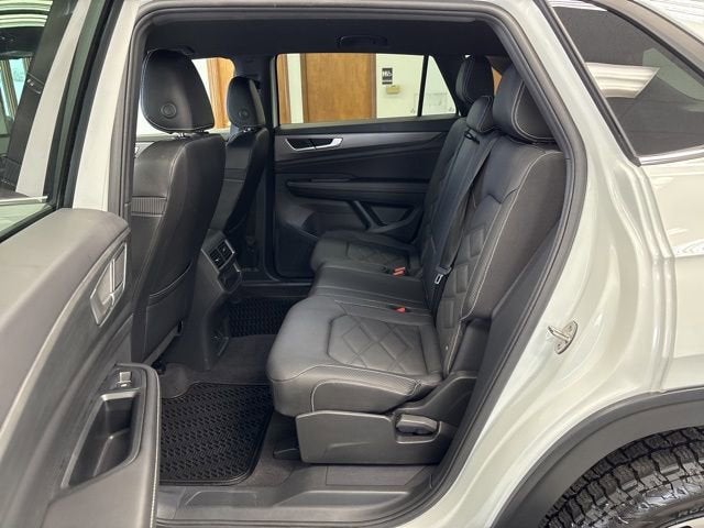 2024 Volkswagen Atlas Cross Sport 2.0T SE