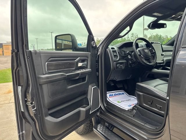 2024 RAM 2500 Laramie Crew Cab 4x4 6'4" Box