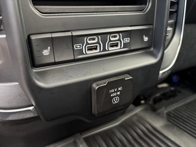 2024 RAM 2500 Laramie Crew Cab 4x4 6'4" Box