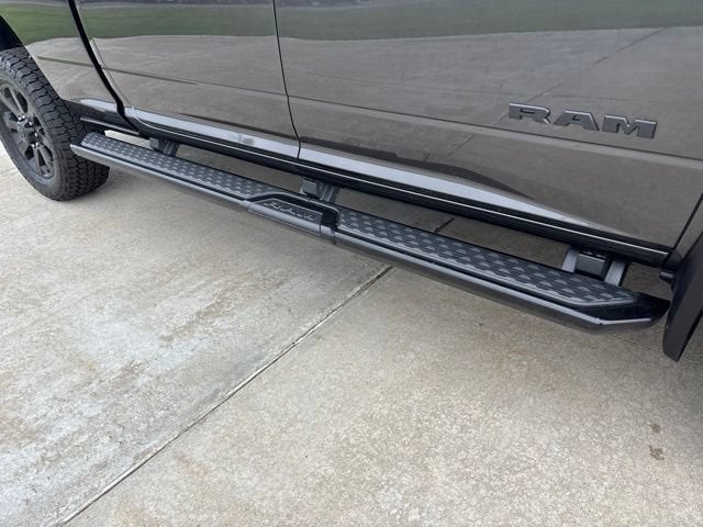 2024 RAM 2500 Laramie Crew Cab 4x4 6'4" Box