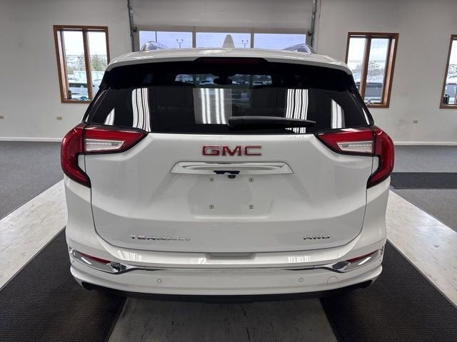 2023 GMC Terrain Denali
