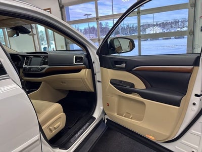 2017 Toyota Highlander Limited