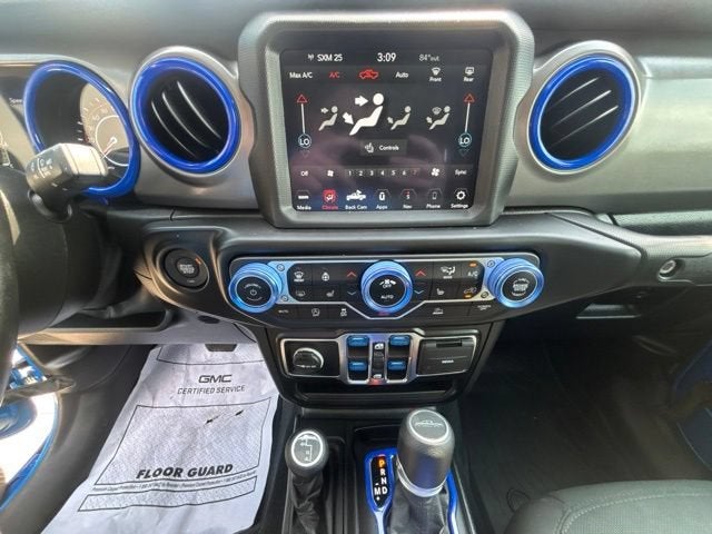 2021 Jeep Gladiator Willys 4x4