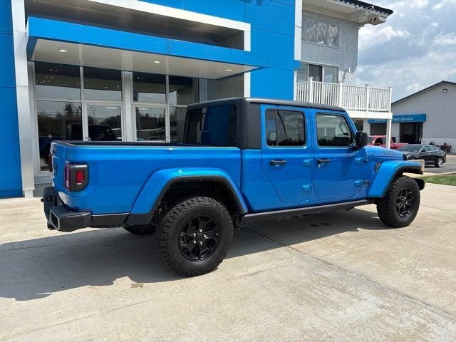 2021 Jeep Gladiator Willys 4x4