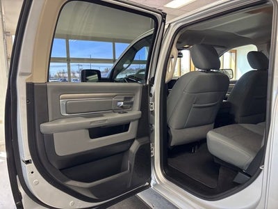 2018 RAM 1500 Big Horn Crew Cab 4x4 5'7" Box