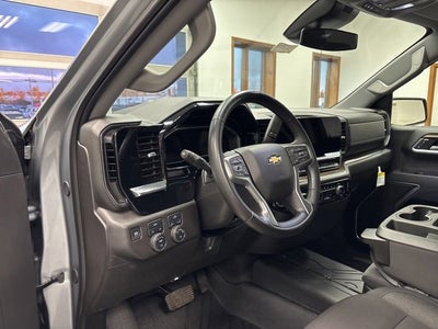 2025 Chevrolet Silverado 1500 LT (2FL)