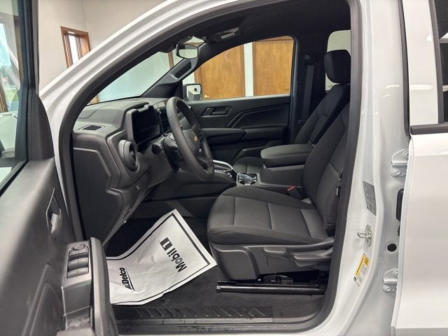 2025 Chevrolet Colorado WT/LT