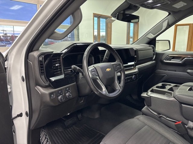 2022 Chevrolet Silverado 1500 LT (2FL)