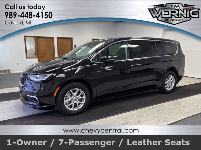 2024 Chrysler Pacifica Touring L