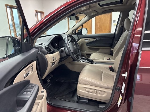 2022 Honda Pilot AWD Touring 7 Passenger