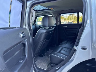 2010 HUMMER H3 Luxury