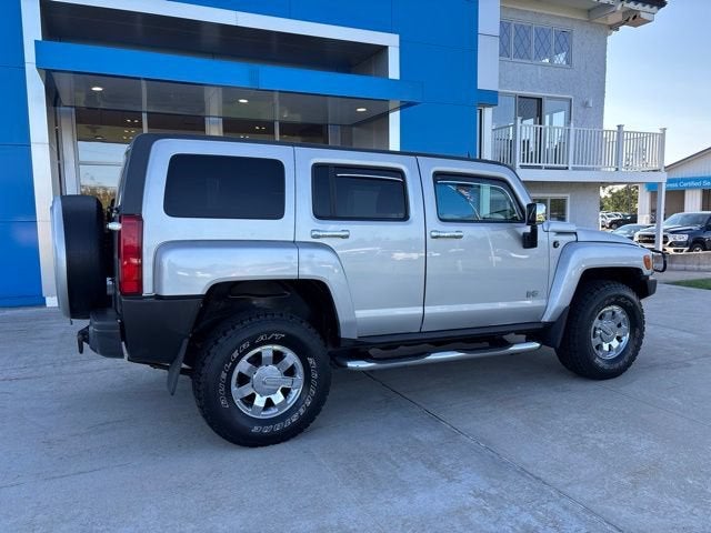 2010 HUMMER H3 Luxury